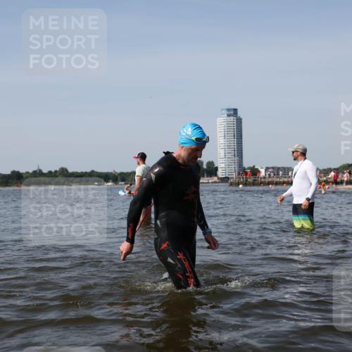 22.06.2025 - Viking Triathlon Michael Strokosch http://msf.ph/oto/8058214 22.06.2025 10:41:17 Schwimmen 54, 94, 153, 314, 376, 390, 496, 631 meine-sportfotos.de