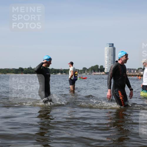 22.06.2025 - Viking Triathlon Michael Strokosch http://msf.ph/oto/8058226 22.06.2025 10:41:23 Schwimmen 54, 94, 314, 376, 390, 631 meine-sportfotos.de