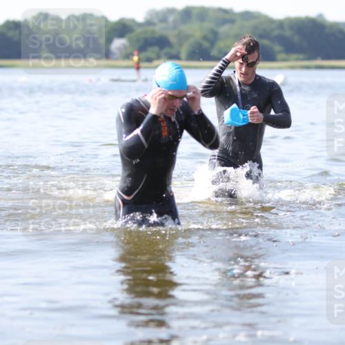 22.06.2025 - Viking Triathlon H.Heesch http://msf.ph/oto/8058277 22.06.2025 10:25:01 Schwimmen 4, 521 meine-sportfotos.de