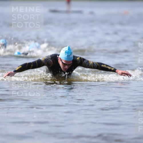 22.06.2025 - Viking Triathlon H.Heesch http://msf.ph/oto/8058297 22.06.2025 10:25:31 Schwimmen 2, 10, 122, 420, 455, 485, 544, 557, 641 meine-sportfotos.de