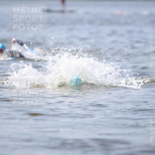 22.06.2025 - Viking Triathlon H.Heesch http://msf.ph/oto/8058298 22.06.2025 10:25:31 Schwimmen 2, 10, 122, 420, 455, 485, 544, 557, 641 meine-sportfotos.de