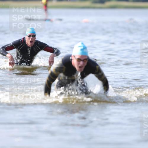 22.06.2025 - Viking Triathlon H.Heesch http://msf.ph/oto/8058300 22.06.2025 10:25:32 Schwimmen 2, 10, 420, 455, 485, 544, 557, 641 meine-sportfotos.de