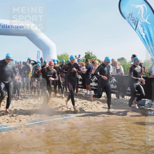 22.06.2025 - Viking Triathlon MichiJ http://msf.ph/oto/8058375 22.06.2025 10:02:47 Schwimmen 40, 98, 161, 164, 264, 323, 340, 366, 427, 429, 430, 486, 548, 552, 608 meine-sportfotos.de
