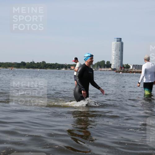 22.06.2025 - Viking Triathlon Michael Strokosch http://msf.ph/oto/8058377 22.06.2025 10:48:38 Schwimmen 412, 494 meine-sportfotos.de