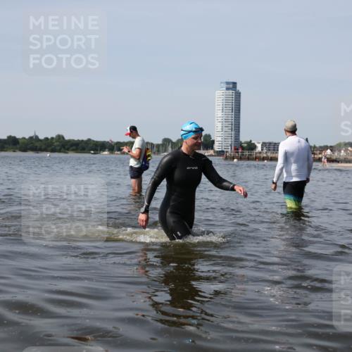 22.06.2025 - Viking Triathlon Michael Strokosch http://msf.ph/oto/8058380 22.06.2025 10:48:38 Schwimmen 412, 494 meine-sportfotos.de