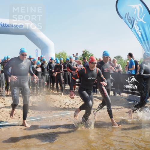 22.06.2025 - Viking Triathlon MichiJ http://msf.ph/oto/8058394 22.06.2025 10:02:48 Schwimmen 40, 98, 161, 164, 264, 323, 340, 366, 427, 429, 430, 486, 548, 552, 608 meine-sportfotos.de