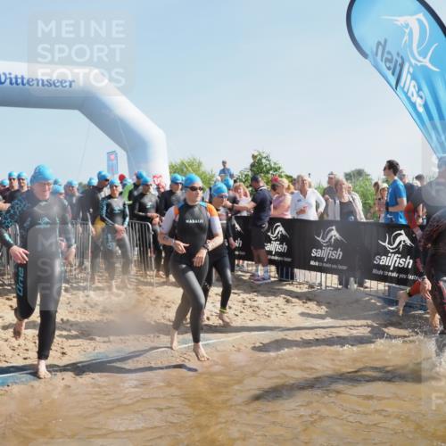 22.06.2025 - Viking Triathlon MichiJ http://msf.ph/oto/8058425 22.06.2025 10:02:52 Schwimmen 5, 40, 43, 98, 154, 164, 323, 340, 430, 475, 486, 548, 552, 554, 608 meine-sportfotos.de