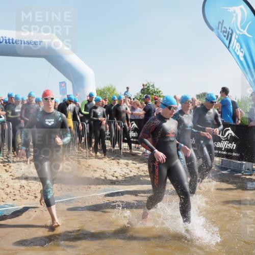 22.06.2025 - Viking Triathlon MichiJ http://msf.ph/oto/8058481 22.06.2025 10:02:56 Schwimmen 5, 40, 43, 47, 101, 154, 164, 233, 340, 398, 475, 548, 554, 608, 632 meine-sportfotos.de