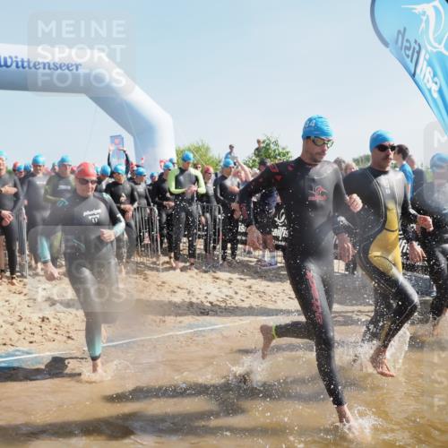 22.06.2025 - Viking Triathlon MichiJ http://msf.ph/oto/8058532 22.06.2025 10:03:02 Schwimmen 5, 43, 47, 101, 154, 177, 204, 233, 349, 398, 475, 478, 554, 602, 632 meine-sportfotos.de