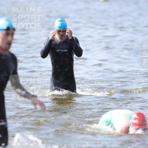 22.06.2025 - Viking Triathlon H.Heesch http://msf.ph/oto/8058536 22.06.2025 10:27:31 Schwimmen 1, 176, 272, 286, 611 meine-sportfotos.de