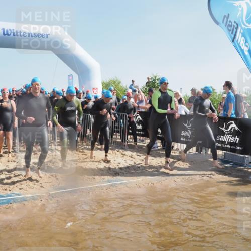 22.06.2025 - Viking Triathlon MichiJ http://msf.ph/oto/8058563 22.06.2025 10:03:07 Schwimmen 47, 101, 177, 187, 204, 208, 233, 334, 349, 398, 478, 505, 524, 602, 632 meine-sportfotos.de