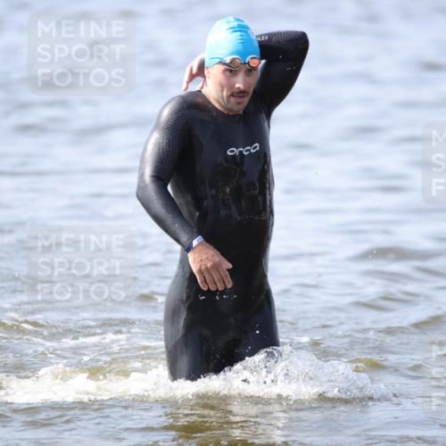 22.06.2025 - Viking Triathlon H.Heesch http://msf.ph/oto/8058565 22.06.2025 10:27:37 Schwimmen 1, 176, 198, 230, 272, 286, 534, 611 meine-sportfotos.de