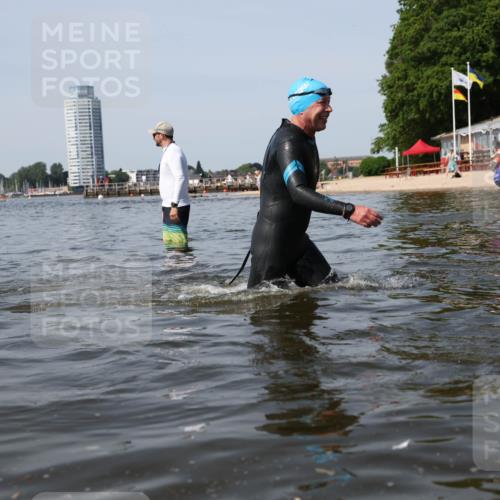 22.06.2025 - Viking Triathlon Michael Strokosch http://msf.ph/oto/8058582 22.06.2025 10:49:24 Schwimmen 64, 155, 256, 263, 317, 321 meine-sportfotos.de