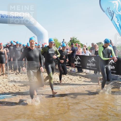 22.06.2025 - Viking Triathlon MichiJ http://msf.ph/oto/8058584 22.06.2025 10:03:07 Schwimmen 47, 101, 177, 187, 204, 208, 233, 334, 349, 398, 478, 505, 524, 602, 632 meine-sportfotos.de
