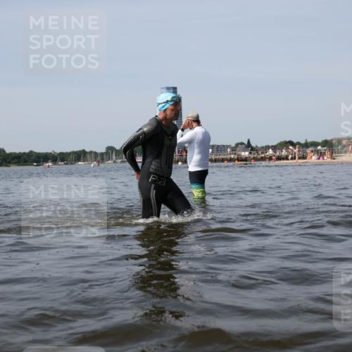 22.06.2025 - Viking Triathlon Michael Strokosch http://msf.ph/oto/8058640 22.06.2025 10:49:32 Schwimmen 64, 256, 263, 321, 453 meine-sportfotos.de