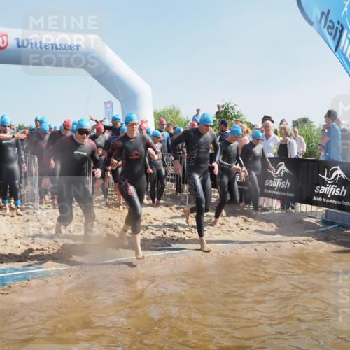 22.06.2025 - Viking Triathlon MichiJ http://msf.ph/oto/8058713 22.06.2025 10:03:26 Schwimmen 25, 34, 42, 88, 89, 163, 182, 221, 229, 251, 324, 332, 454, 540, 556 meine-sportfotos.de