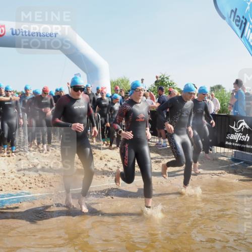 22.06.2025 - Viking Triathlon MichiJ http://msf.ph/oto/8058726 22.06.2025 10:03:27 Schwimmen 25, 34, 42, 88, 89, 163, 182, 221, 229, 251, 324, 332, 454, 540, 556 meine-sportfotos.de