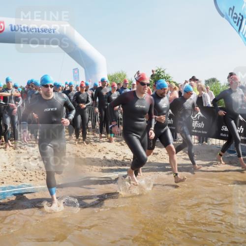 22.06.2025 - Viking Triathlon MichiJ http://msf.ph/oto/8058758 22.06.2025 10:03:32 Schwimmen 25, 42, 58, 88, 179, 182, 221, 251, 324, 332, 434, 454, 556, 645, 659 meine-sportfotos.de