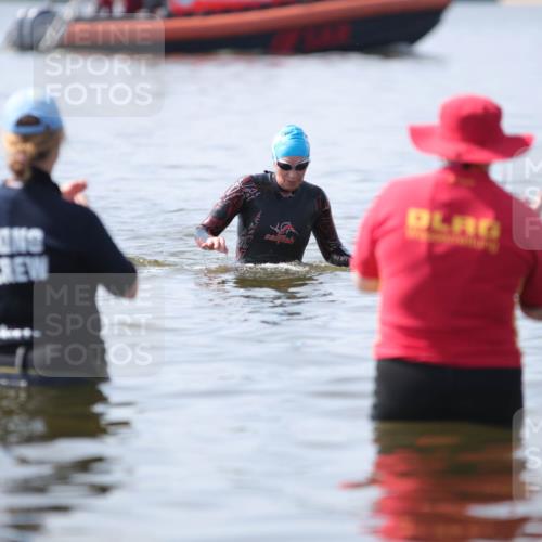 22.06.2025 - Viking Triathlon H.Heesch http://msf.ph/oto/8058772 22.06.2025 11:13:45 Schwimmen  meine-sportfotos.de