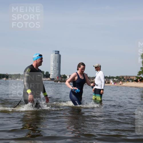 22.06.2025 - Viking Triathlon Michael Strokosch http://msf.ph/oto/8058775 22.06.2025 10:49:58 Schwimmen 69, 97, 140, 270, 273, 356 meine-sportfotos.de