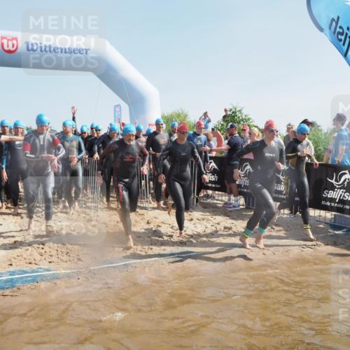 22.06.2025 - Viking Triathlon MichiJ http://msf.ph/oto/8058782 22.06.2025 10:03:36 Schwimmen 42, 58, 62, 79, 148, 179, 182, 221, 434, 454, 556, 619, 635, 645, 659 meine-sportfotos.de