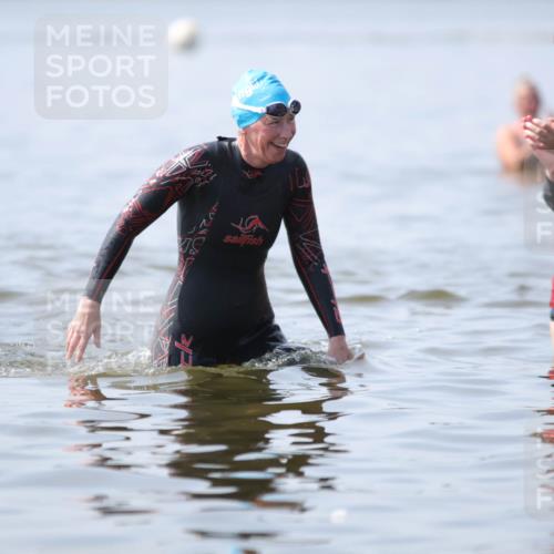 22.06.2025 - Viking Triathlon H.Heesch http://msf.ph/oto/8058784 22.06.2025 11:13:58 Schwimmen  meine-sportfotos.de