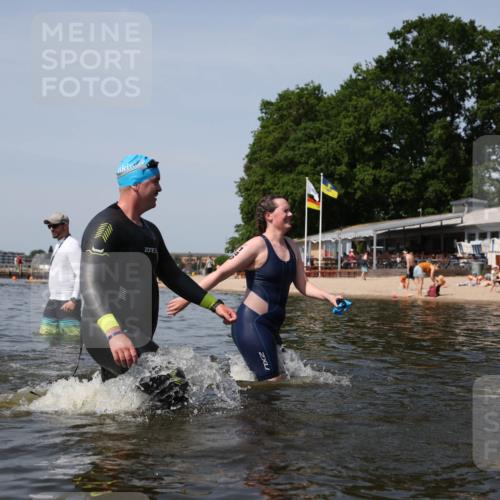 22.06.2025 - Viking Triathlon Michael Strokosch http://msf.ph/oto/8058790 22.06.2025 10:49:59 Schwimmen 69, 97, 140, 270, 273, 356 meine-sportfotos.de