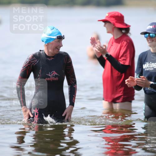 22.06.2025 - Viking Triathlon H.Heesch http://msf.ph/oto/8058791 22.06.2025 11:14:00 Schwimmen  meine-sportfotos.de