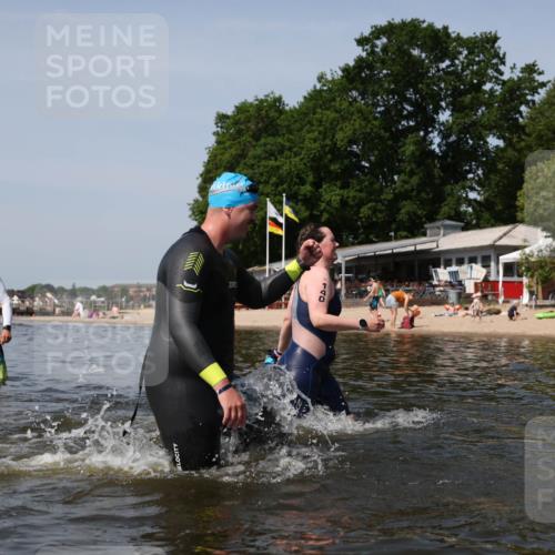 22.06.2025 - Viking Triathlon Michael Strokosch http://msf.ph/oto/8058799 22.06.2025 10:50:00 Schwimmen 69, 97, 140, 270, 273, 356 meine-sportfotos.de
