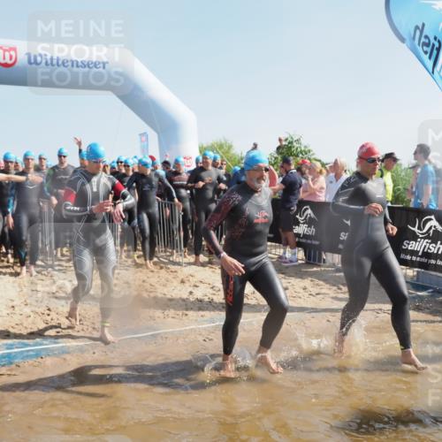 22.06.2025 - Viking Triathlon MichiJ http://msf.ph/oto/8058816 22.06.2025 10:03:37 Schwimmen 42, 58, 62, 79, 148, 179, 182, 221, 434, 454, 556, 619, 635, 645, 659 meine-sportfotos.de