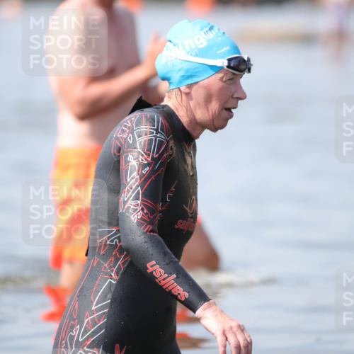 22.06.2025 - Viking Triathlon H.Heesch http://msf.ph/oto/8058817 22.06.2025 11:14:16 Schwimmen 405 meine-sportfotos.de