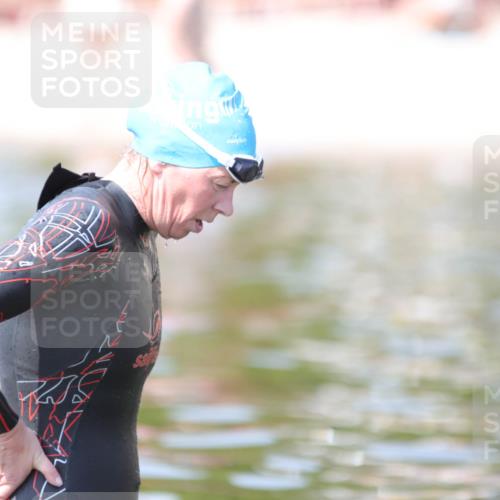 22.06.2025 - Viking Triathlon H.Heesch http://msf.ph/oto/8058829 22.06.2025 11:14:20 Schwimmen 405 meine-sportfotos.de