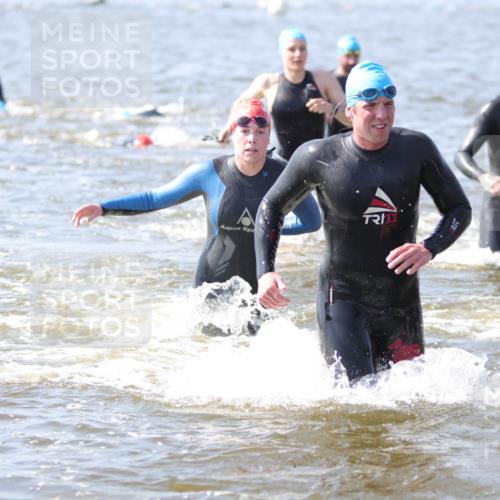 22.06.2025 - Viking Triathlon H.Heesch http://msf.ph/oto/8058833 22.06.2025 10:29:02 Schwimmen 7, 12, 152, 200, 310, 384, 414, 443, 458, 604, 628, 652 meine-sportfotos.de