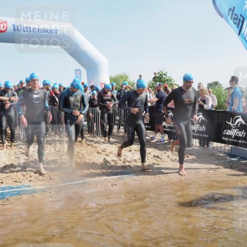 22.06.2025 - Viking Triathlon MichiJ http://msf.ph/oto/8058872 22.06.2025 10:03:41 Schwimmen 58, 62, 79, 108, 148, 157, 179, 296, 434, 456, 619, 635, 645, 648, 659 meine-sportfotos.de