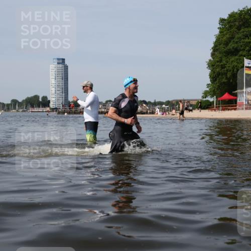 22.06.2025 - Viking Triathlon Michael Strokosch http://msf.ph/oto/8058908 22.06.2025 10:50:25 Schwimmen 24, 202, 418, 431, 463 meine-sportfotos.de