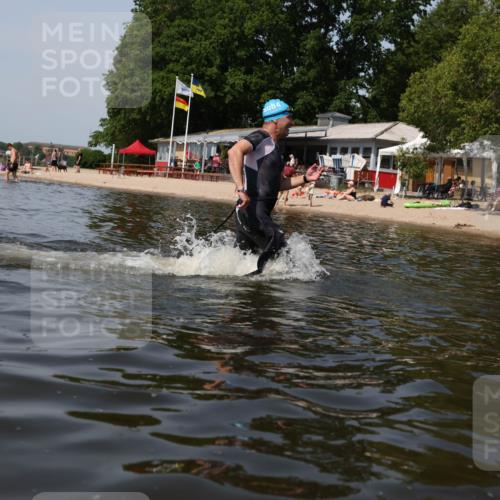 22.06.2025 - Viking Triathlon Michael Strokosch http://msf.ph/oto/8058932 22.06.2025 10:50:26 Schwimmen 24, 48, 202, 418, 431, 463 meine-sportfotos.de