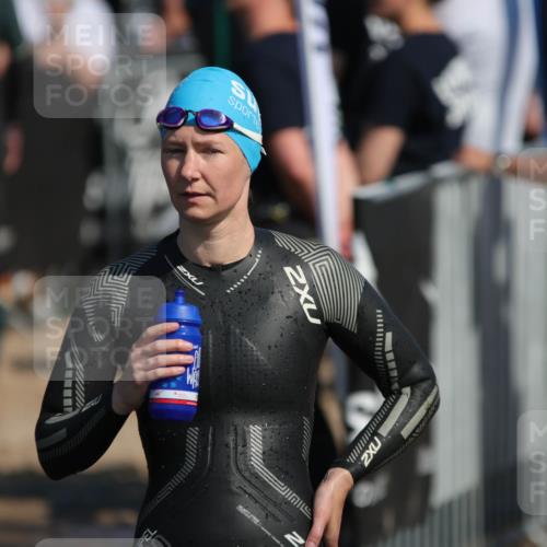 22.06.2025 - Viking Triathlon H.Heesch http://msf.ph/oto/8058949 22.06.2025 09:49:47 Schwimmen  meine-sportfotos.de