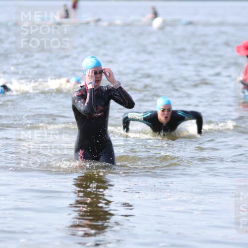 22.06.2025 - Viking Triathlon H.Heesch http://msf.ph/oto/8058953 22.06.2025 10:29:45 Schwimmen 264, 299, 473 meine-sportfotos.de