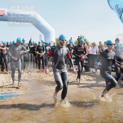 22.06.2025 - Viking Triathlon MichiJ http://msf.ph/oto/8058956 22.06.2025 10:03:47 Schwimmen 26, 62, 77, 79, 108, 148, 157, 296, 396, 451, 456, 495, 619, 635, 648 meine-sportfotos.de
