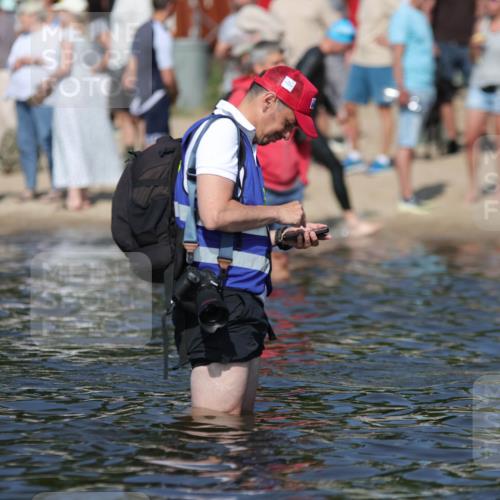 22.06.2025 - Viking Triathlon H.Heesch http://msf.ph/oto/8058957 22.06.2025 09:52:37 Schwimmen  meine-sportfotos.de