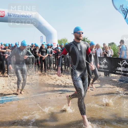 22.06.2025 - Viking Triathlon MichiJ http://msf.ph/oto/8058963 22.06.2025 10:03:47 Schwimmen 26, 62, 77, 79, 108, 148, 157, 296, 396, 451, 456, 495, 619, 635, 648 meine-sportfotos.de