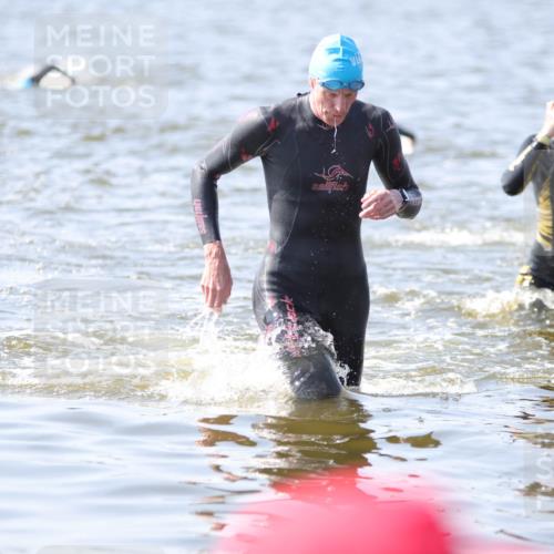 22.06.2025 - Viking Triathlon H.Heesch http://msf.ph/oto/8058964 22.06.2025 10:29:55 Schwimmen 175, 203, 264, 299, 374, 473 meine-sportfotos.de