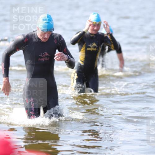 22.06.2025 - Viking Triathlon H.Heesch http://msf.ph/oto/8058969 22.06.2025 10:29:56 Schwimmen 175, 203, 264, 299, 374, 473 meine-sportfotos.de