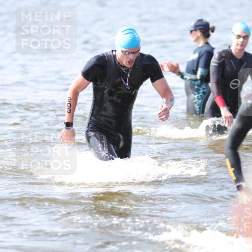 22.06.2025 - Viking Triathlon H.Heesch http://msf.ph/oto/8059006 22.06.2025 10:30:03 Schwimmen 132, 175, 203, 264, 299, 374, 381, 473, 491, 626 meine-sportfotos.de