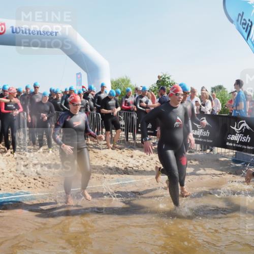 22.06.2025 - Viking Triathlon MichiJ http://msf.ph/oto/8059079 22.06.2025 10:03:57 Schwimmen 26, 54, 77, 215, 220, 242, 315, 336, 383, 396, 433, 451, 495, 639, 657 meine-sportfotos.de