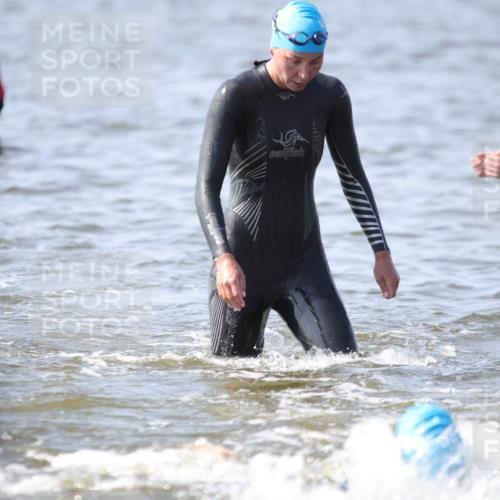22.06.2025 - Viking Triathlon H.Heesch http://msf.ph/oto/8059082 22.06.2025 10:30:29 Schwimmen 13, 188, 393, 551, 643, 651 meine-sportfotos.de