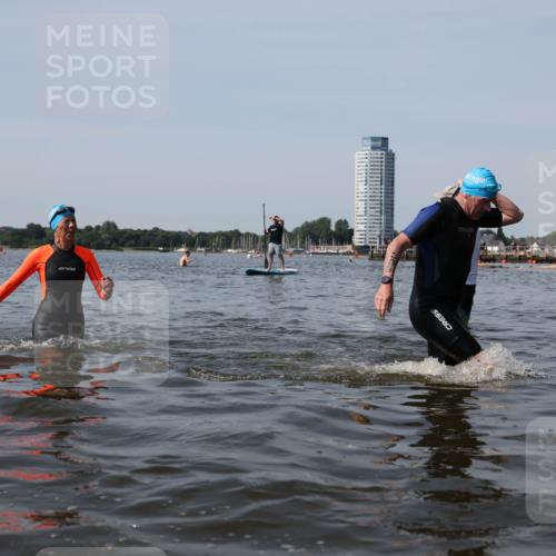 22.06.2025 - Viking Triathlon Michael Strokosch http://msf.ph/oto/8059095 22.06.2025 10:51:02 Schwimmen 308, 436, 484, 523, 543 meine-sportfotos.de
