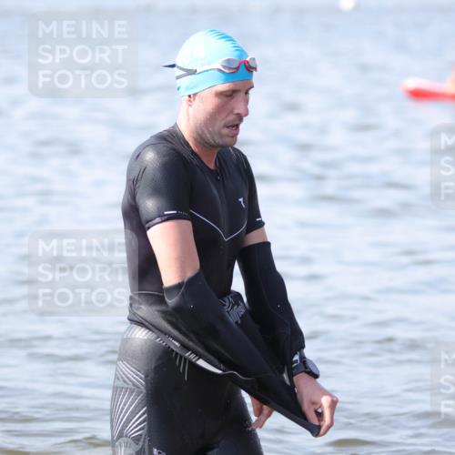 22.06.2025 - Viking Triathlon H.Heesch http://msf.ph/oto/8059123 22.06.2025 10:30:45 Schwimmen 13, 45, 162, 188, 444, 510, 630, 651 meine-sportfotos.de