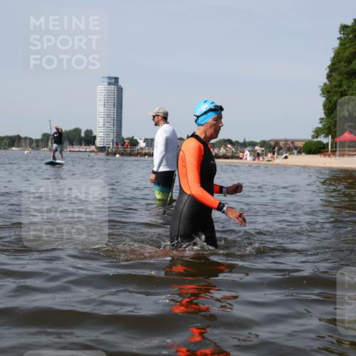 22.06.2025 - Viking Triathlon Michael Strokosch http://msf.ph/oto/8059132 22.06.2025 10:51:05 Schwimmen 308, 436, 484, 523, 543 meine-sportfotos.de