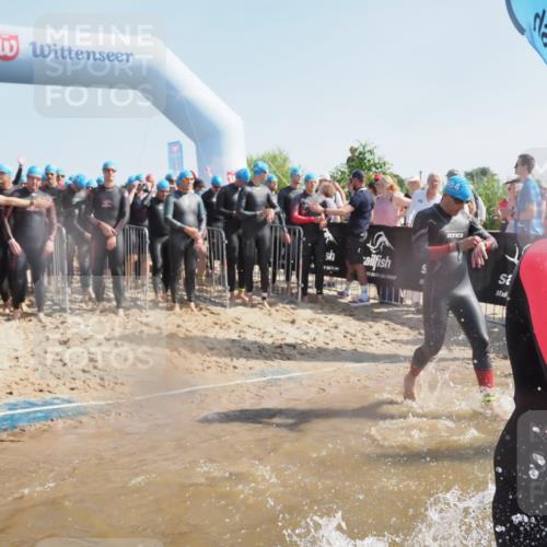 22.06.2025 - Viking Triathlon MichiJ http://msf.ph/oto/8059153 22.06.2025 10:04:02 Schwimmen 54, 215, 220, 240, 242, 313, 315, 336, 370, 383, 433, 448, 614, 639, 657 meine-sportfotos.de